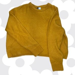 Mustard yellow fall sweater 🍂